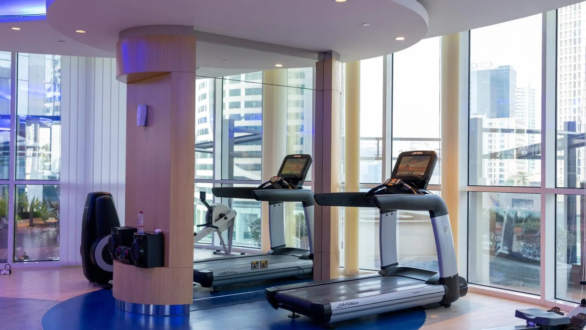 Apartment Nice 2 Bedroom Apartment! 5 Minutes Walk To Dubai Mall, Downtown Dubai