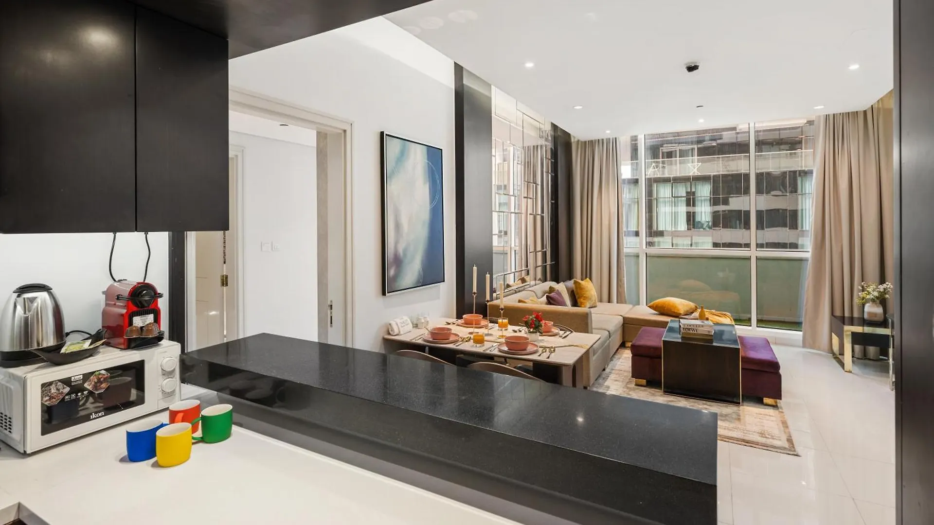 Nice 2 Bedroom Apartment! 5 Minutes Walk To Dubai Mall, Downtown Dubai 0*,  United Arab Emirates