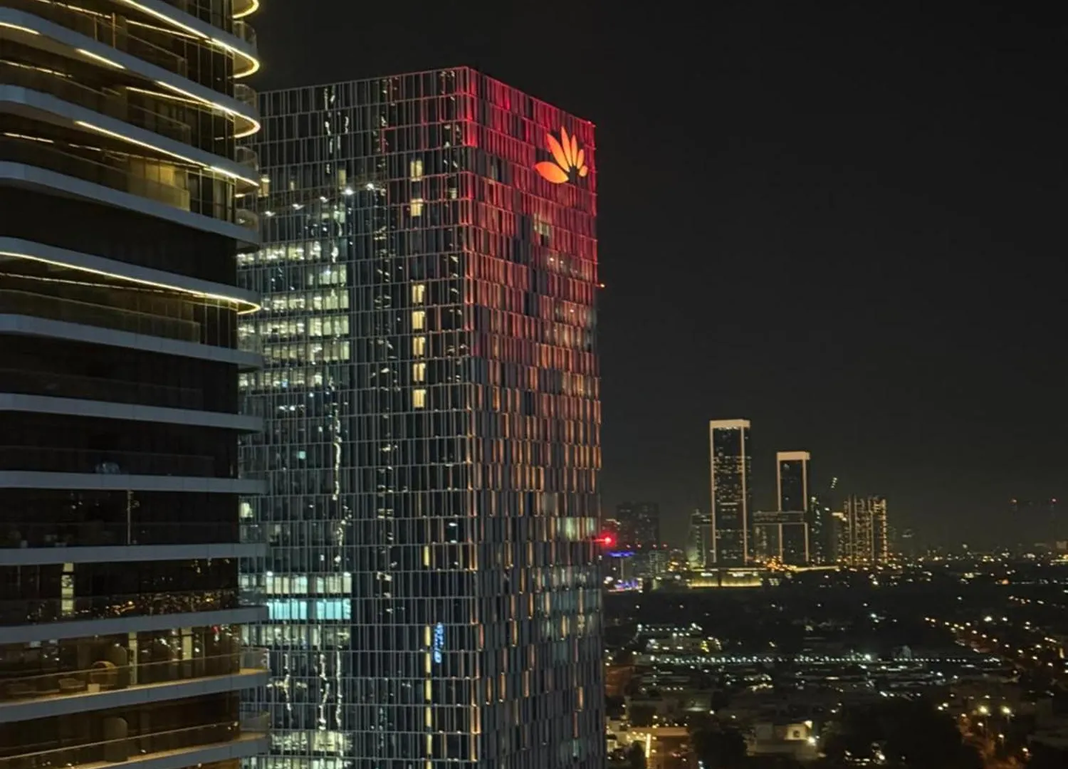 Nice 2 Bedroom Apartment! 5 Minutes Walk To Dubai Mall, Downtown Dubai Apartment