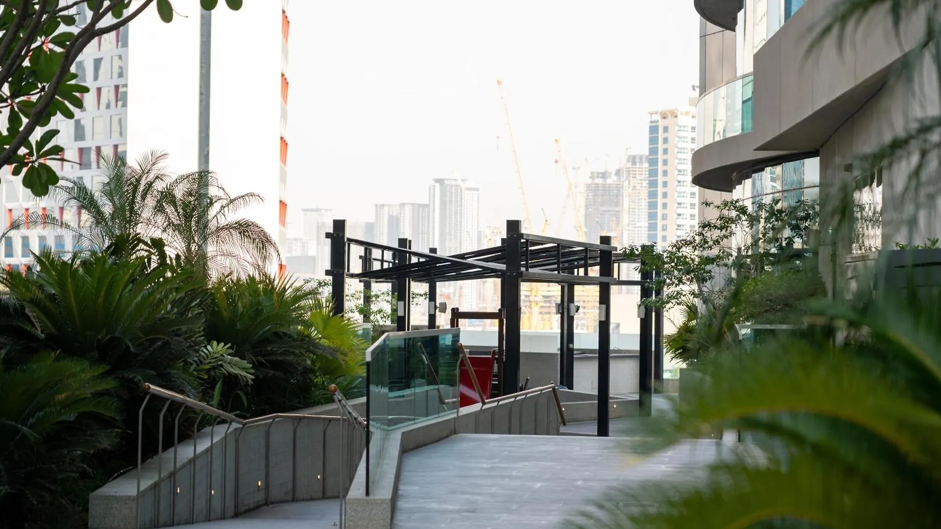 Nice 2 Bedroom Apartment! 5 Minutes Walk To Dubai Mall, Downtown Dubai 0*,  United Arab Emirates